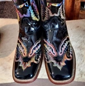 Lagrange boots